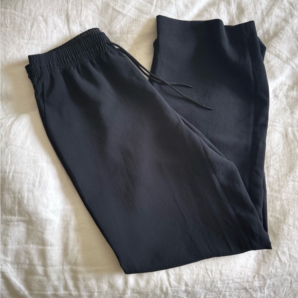 NWOT Aritzia thesis pant - black - M - Picture 1 of 5